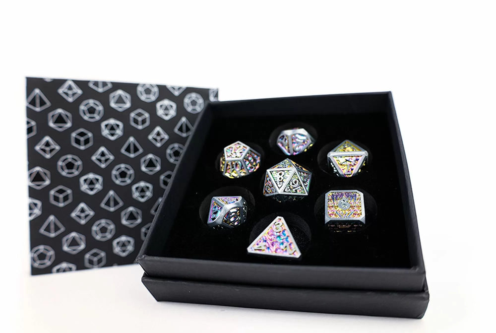 
                
                    Load image into Gallery viewer, METAL DICE SET - BRIGHT RAINBOW/SILVER
                
            